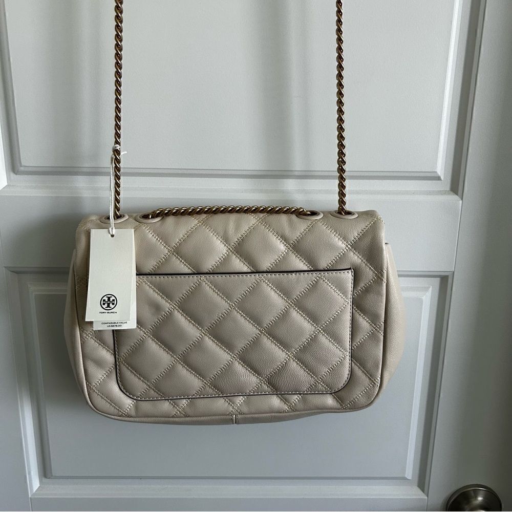 Tory Burch Cream Quilted Willa Shoulder Bag - Picture 3 of 5